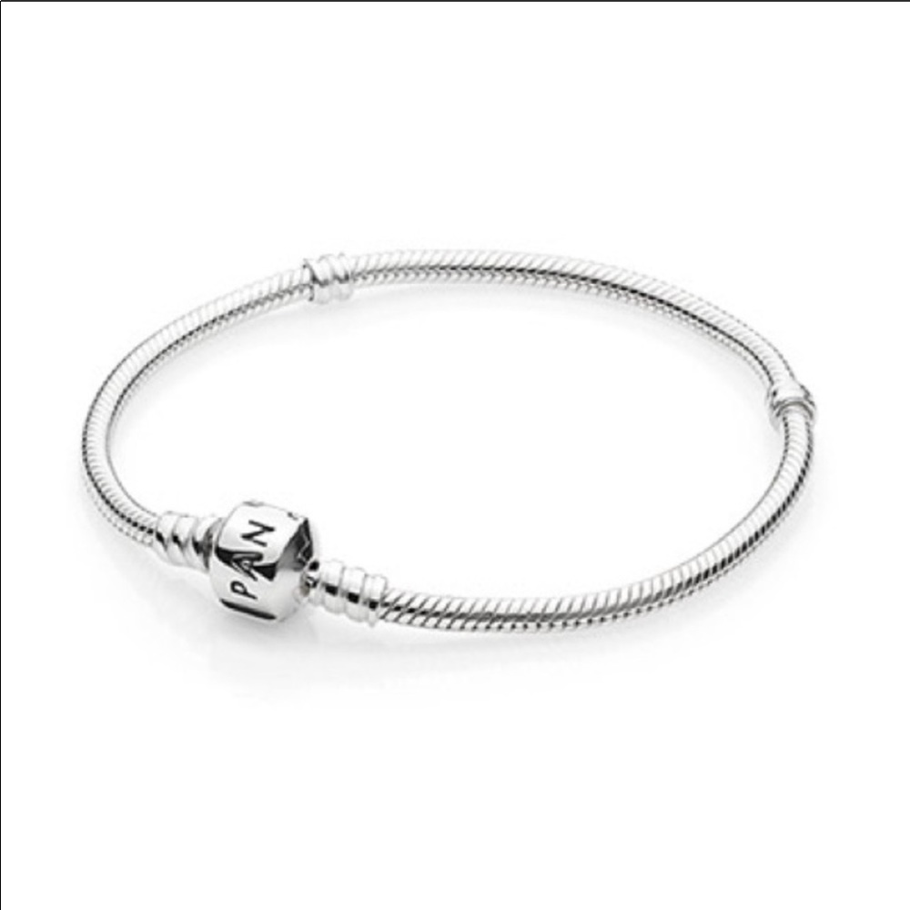 Pandora clasp bracelet